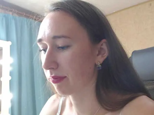 Taanni – webcam model profile photo Image 10