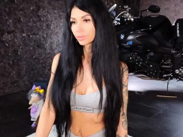 its_sweetmia – webcam model profile photo Image 5