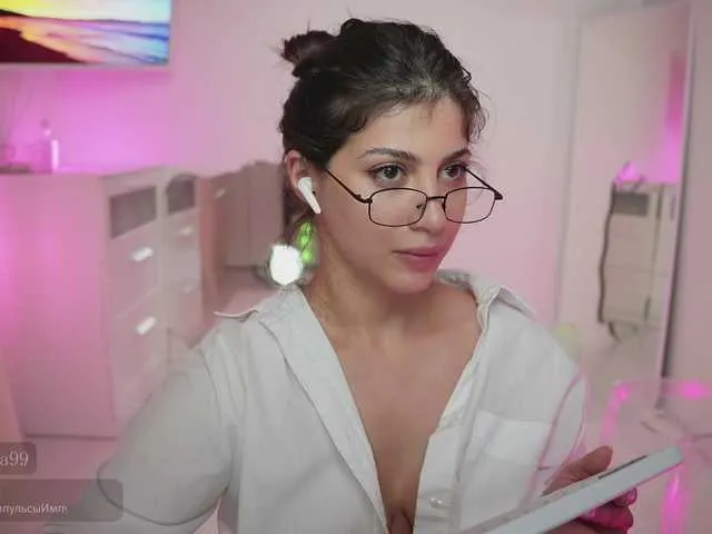 bambi_lu – webcam model profile photo Image 11