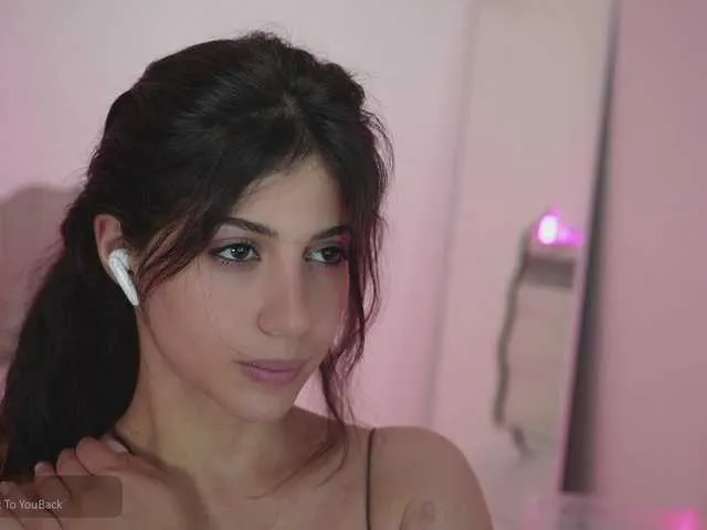 bambi_lu – webcam model profile photo Image 4