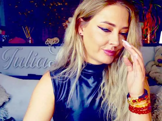 scarlett77_ – webcam model profile photo Image 16
