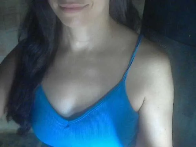 KamileLatinasexy – webcam model profile photo Image 3