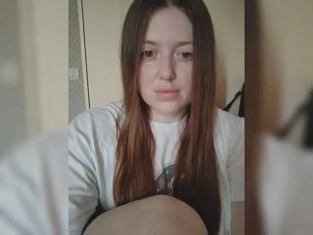 hina_porn – webcam model profile photo Image 2