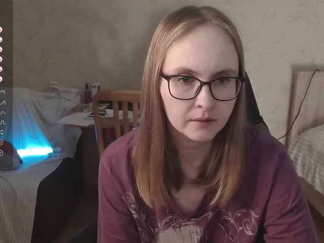 Linnea – webcam model profile photo Image 18