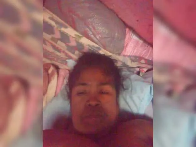 hina_porn – webcam model profile photo Image 2