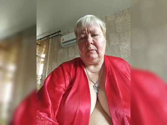 bambi_lu – webcam model profile photo Image 11