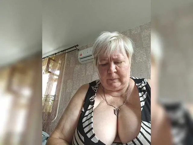 bambi_lu – webcam model profile photo Image 9