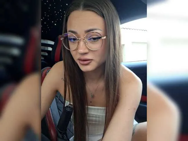 skyisland777 – webcam model profile photo Image 3