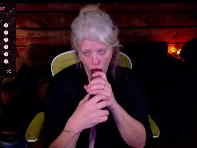 bambi_lu – webcam model profile photo Image 5