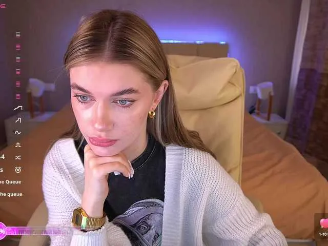 LolyNight – webcam model profile photo Image 7