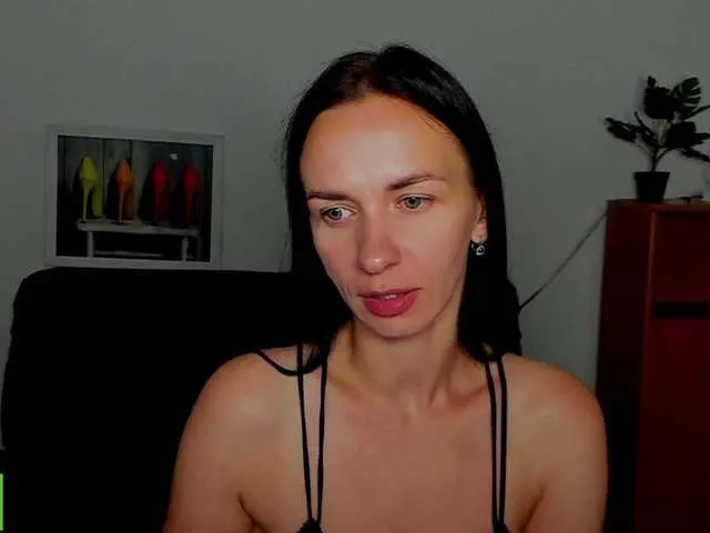 hat_on – webcam model profile photo Image 18