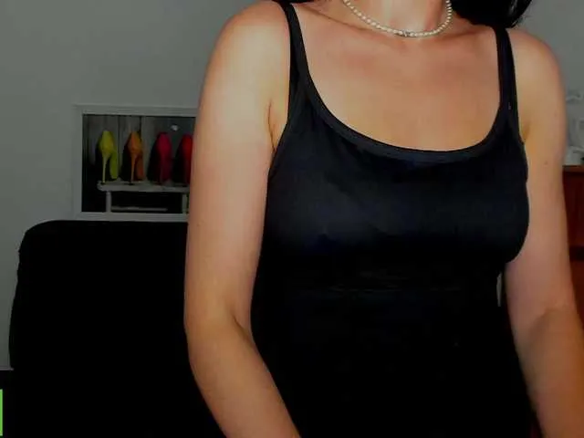 hat_on – webcam model profile photo Image 5
