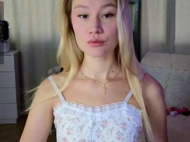 kittyCarrol – webcam model profile photo Image 8