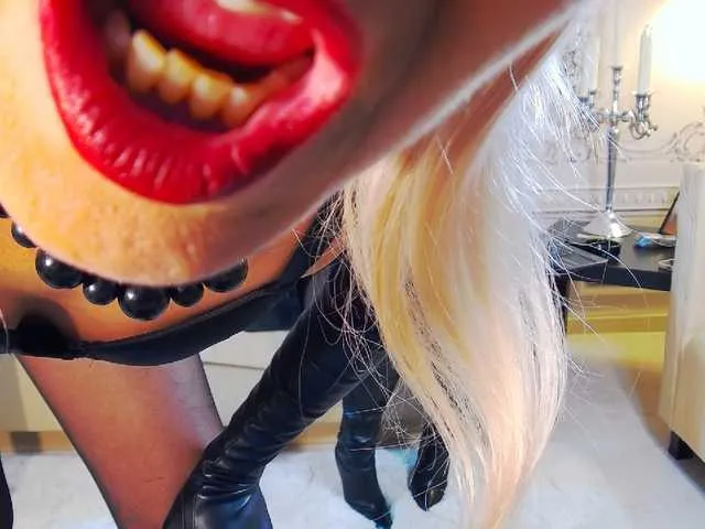 Pinkie_Princes – webcam model profile photo Image 19