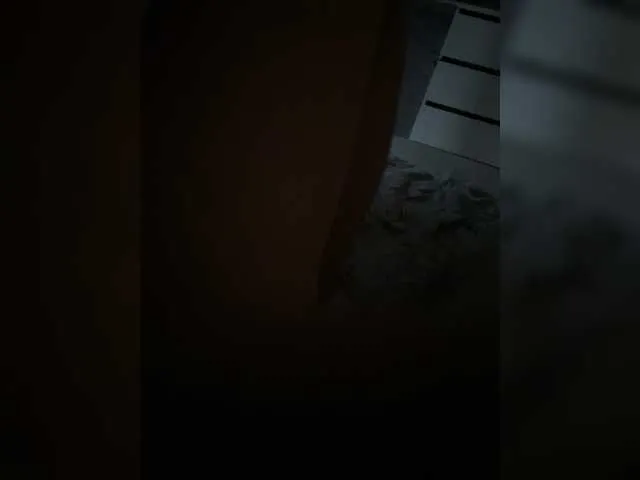 IORio2 – webcam model profile photo Image 3