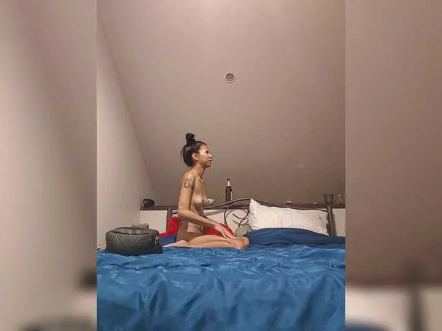 bambi_lu – webcam model profile photo Image 4