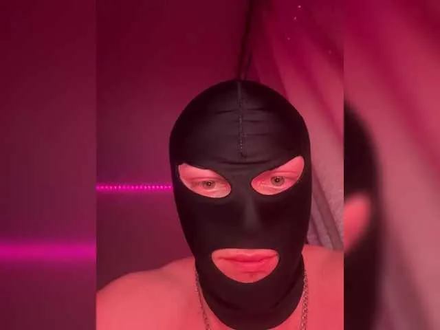 Strongqueen – webcam model profile photo Image 2