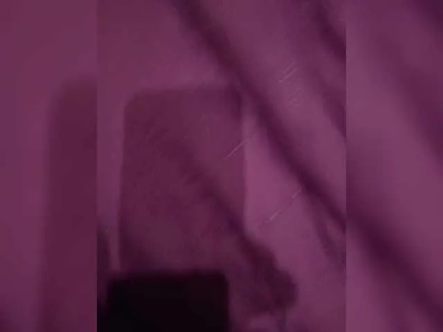 alana15 – webcam model profile photo Image 8