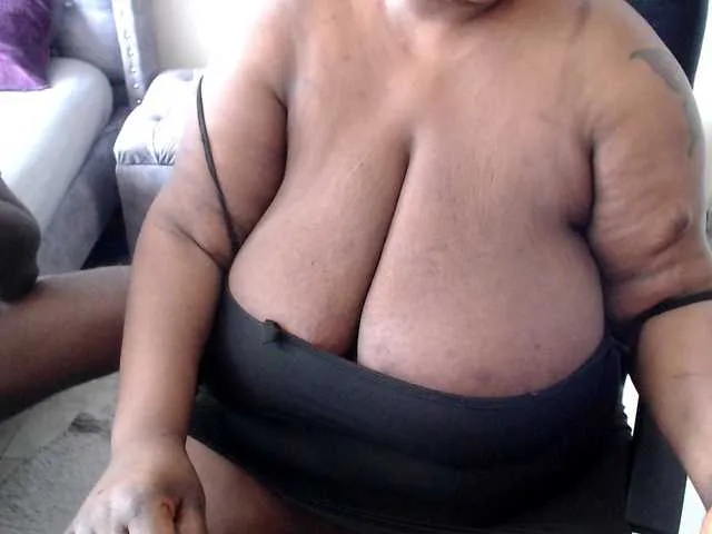 annablisss – webcam model profile photo Image 6