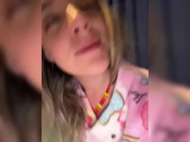 camilacarter – webcam model profile photo Image 2