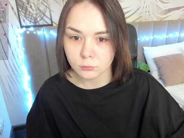 luckrose – webcam model profile photo Image 2