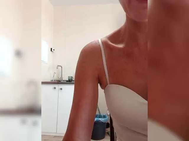 drillhouse_ – webcam model profile photo Image 12