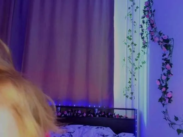 kamilew – webcam model profile photo Image 10