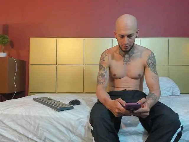 Flexiblecouple – webcam model profile photo Image 3