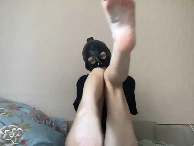 funny_to_see_you_here – webcam model profile photo Image 7