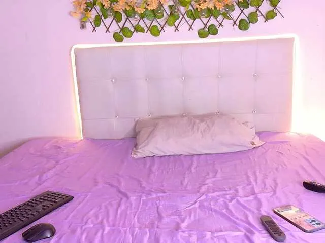 bambi_lu – webcam model profile photo Image 11