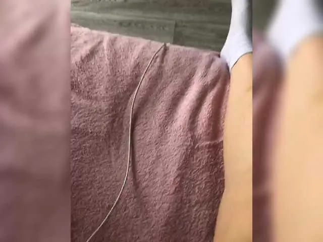 lucretiaburnaugh – webcam model profile photo Image 14