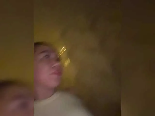 Blonde_sexy21 – webcam model profile photo Image 4