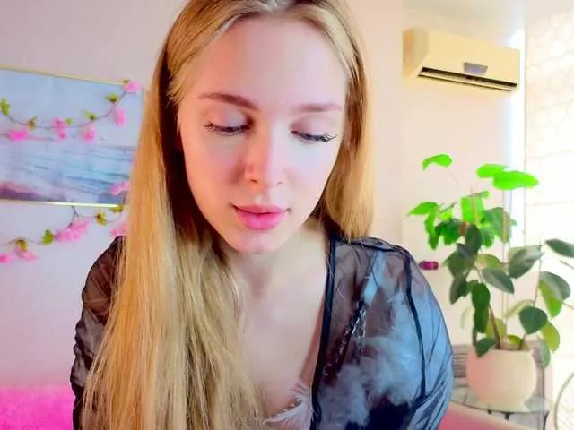 homeofsex_ – webcam model profile photo Image 15