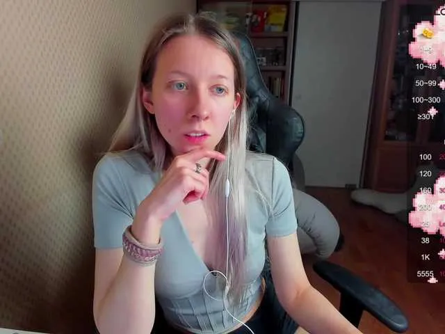 cuteMila – webcam model profile photo