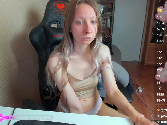 cumband – webcam model profile photo Image 3