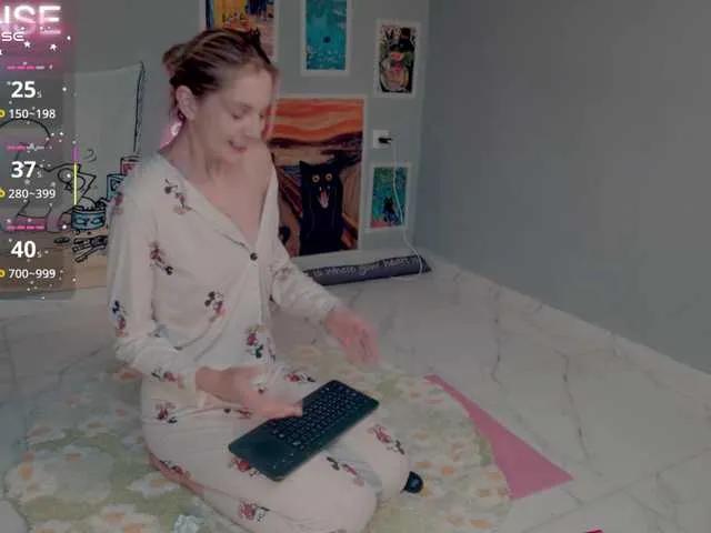 sarah___lynn – webcam model profile photo Image 12