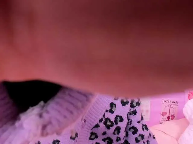 shy_suchka – webcam model profile photo Image 16