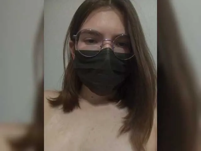 millemimi – webcam model profile photo Image 12