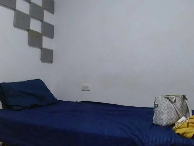 Masya1996 – webcam model profile photo Image 3