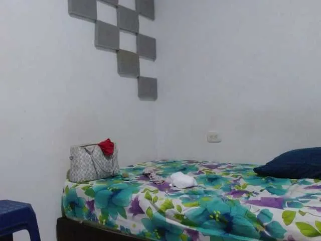 Masya1996 – webcam model profile photo Image 4