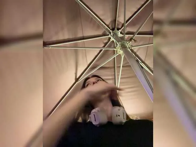 -_MARINA_- – webcam model profile photo Image 2