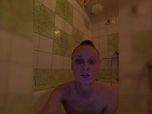 keepmyvibe___ – webcam model profile photo Image 3