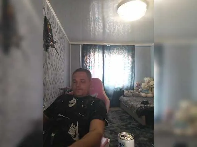 hina_porn – webcam model profile photo Image 19