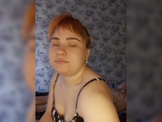 YoungSquad – webcam model profile photo Image 6