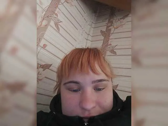 YoungSquad – webcam model profile photo Image 8