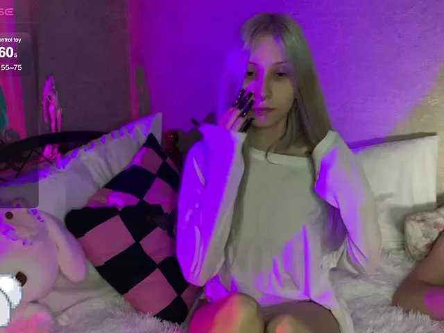 luna_berryy – webcam model profile photo Image 11