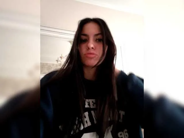 EmiliaBunny – webcam model profile photo