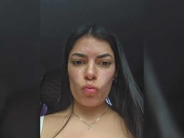 Estefanii-R's Thumb Image