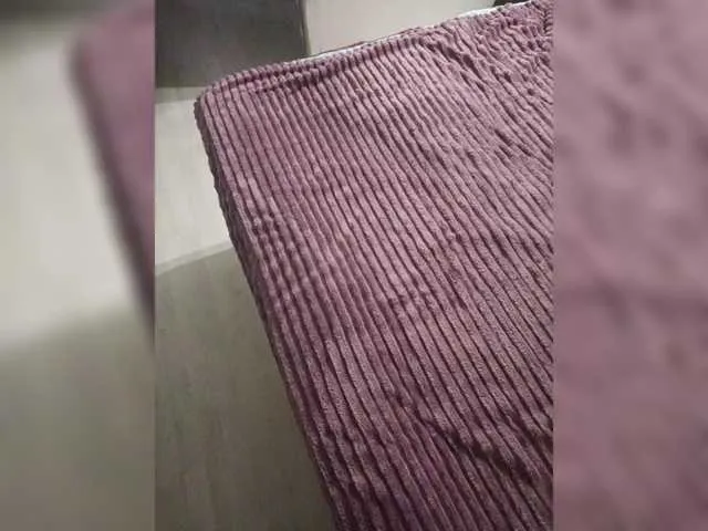 molochnaya000 – webcam model profile photo Image 9