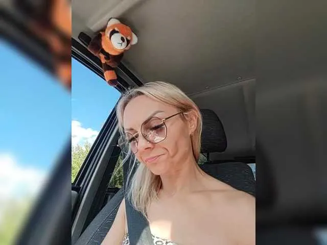 katheasian – webcam model profile photo Image 19